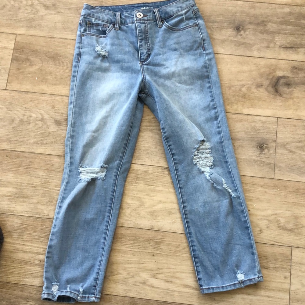 Inc. Jeans cropped, distressed and lightly ripped.